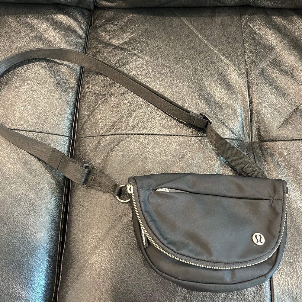 Lululemon all night festival bag *Micro 2L